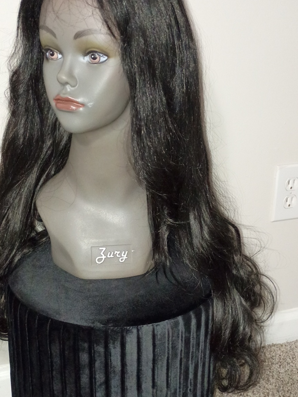 Lace Front Wig - Picture 3 of 8